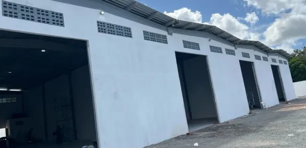 Galpão/Depósito/Armazém para alugar, 250m² no Centro, Camaçari