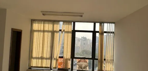 Sala Comercial à venda, 30m² no Lourdes, Belo Horizonte