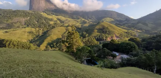 Fazenda/Sítio com 3 Quartos à venda, 300000m² no Área Rural de Macaé, Macaé