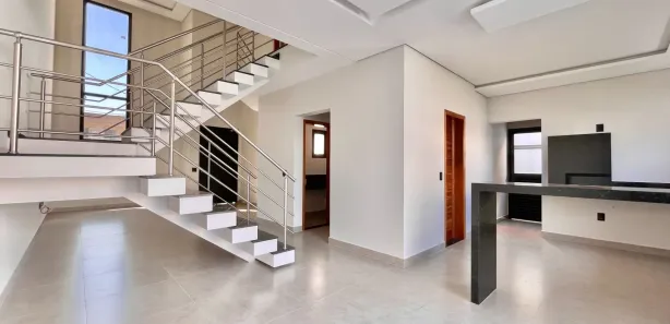 Sobrado com 3 Quartos à venda, 167m² no Parque Olívio Franceschini, Hortolândia