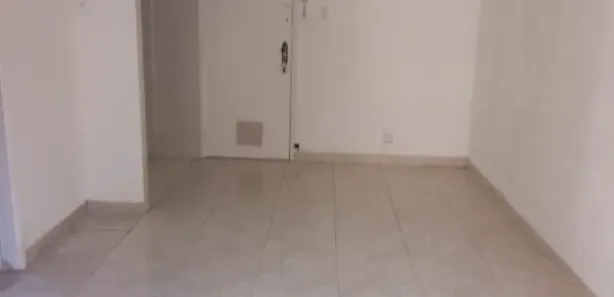 Kitnet para alugar, 28m² no Laranjeiras, Rio de Janeiro