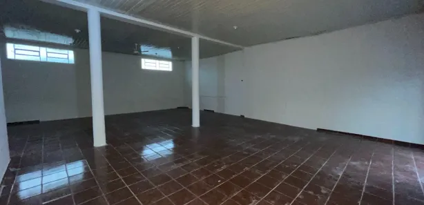 Ponto Comercial com 2 Quartos para alugar, 100m² no Conjunto Habitacional Giacomo Colombari, Marialva