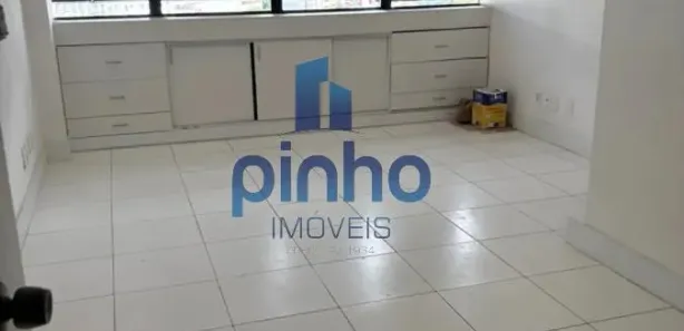 Sala Comercial à venda, 32m² no Graça, Salvador