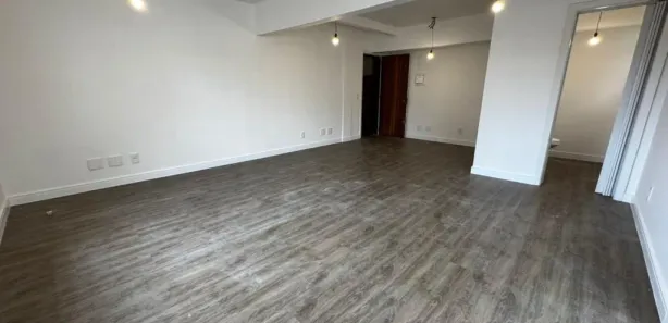 Sala Comercial à venda, 38m² no Centro, Gramado