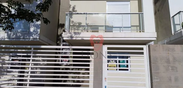 Sobrado com 2 Quartos para venda ou aluguel, 67m² no Oriço, Gravataí