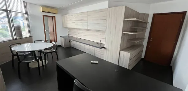 Sala Comercial para alugar, 30m² no Santa Efigênia, Belo Horizonte