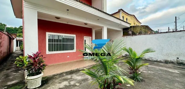 Casa com 3 Quartos à venda, 230m² no Jardim Primavera, Guarujá