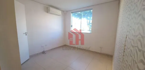 Sala Comercial para alugar, 15m² no Macuco, Santos
