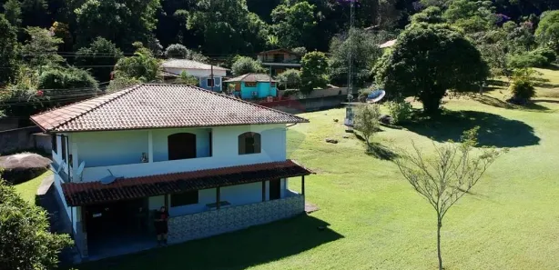 Fazenda/Sítio com 5 Quartos à venda, 312m² no Corrêas, Petrópolis