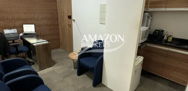 Sala Comercial à venda, 46m² no Adrianópolis, Manaus