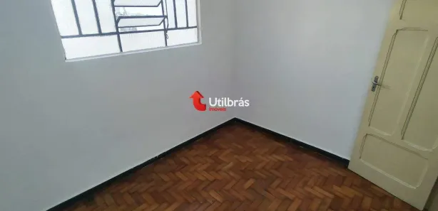 Casa com 2 Quartos para alugar, 50m² no Santa Tereza, Belo Horizonte