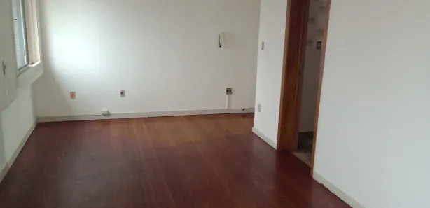 Kitnet para alugar, 48m² no Centro Histórico, Porto Alegre