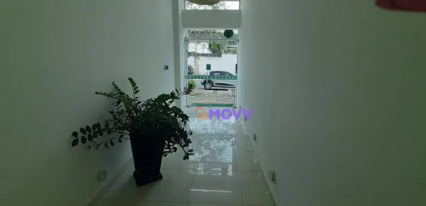 Sala Comercial à venda, 28m² no São Francisco, Niterói