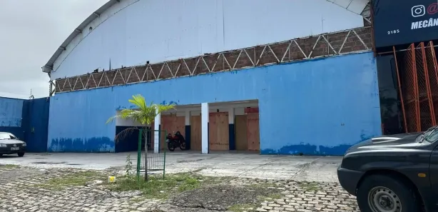 Galpão/Depósito/Armazém com 2 Quartos para alugar, 1500m² no Lagoa Nova, Natal