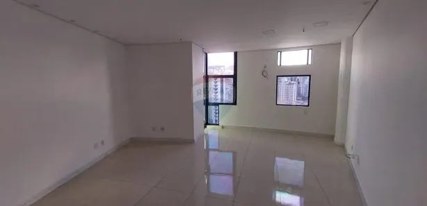 Sala Comercial para alugar, 30m² no Santa Efigênia, Belo Horizonte