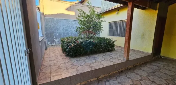 Casa com 3 Quartos para alugar, 124m² no Residencial Jardim Perolla, Itupeva