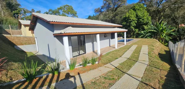 Fazenda/Sítio com 3 Quartos à venda, 1000m² no , Mairinque