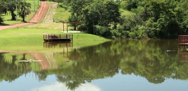 Lote/Terreno à venda, 1000m² no Setor Pai Eterno, Trindade
