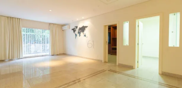 Casa com 5 Quartos à venda, 540m² no Asa Sul, Brasília