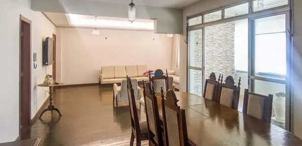 Apartamento com 4 Quartos para alugar, 168m² no Santo Antônio, Belo Horizonte