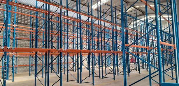 Galpão/Depósito/Armazém para alugar, 1200m² no Buraquinho, Lauro de Freitas