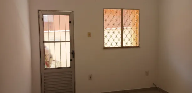 Casa com 1 Quarto para alugar, 10m² no Chacrinha, Nova Iguaçu