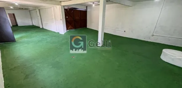 Galpão/Depósito/Armazém para alugar, 155m² no Retiro, Petrópolis