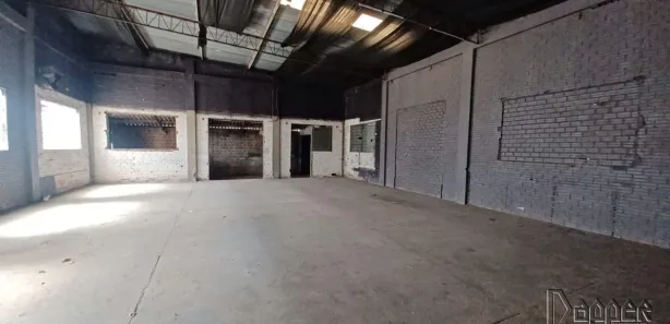 Galpão/Depósito/Armazém para alugar, 320m² no Industrial, Novo Hamburgo