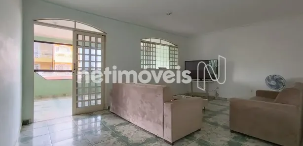 Casa com 6 Quartos à venda, 400m² no Taguatinga Norte, Brasília