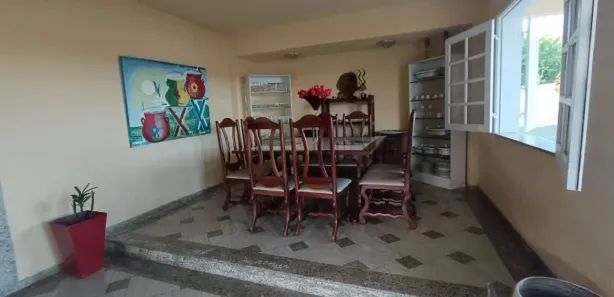 Casa com 4 Quartos para alugar, 300m² no Renascer - PHOC II, Camaçari