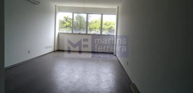 Ponto Comercial para alugar, 30m² no Recreio dos Bandeirantes, Rio de Janeiro