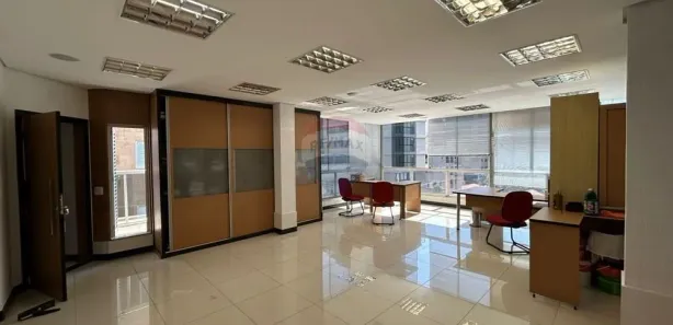 Sala Comercial para alugar, 69m² no Lourdes, Belo Horizonte