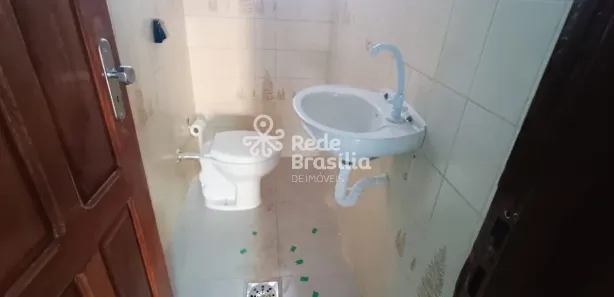 Sobrado com 4 Quartos para alugar, 280m² no Taguatinga Norte, Brasília