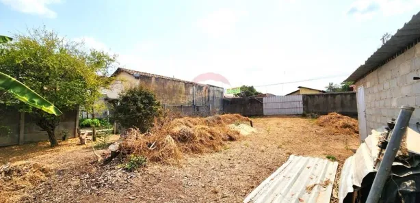 Lote/Terreno à venda, 737m² no Centro, Florestal