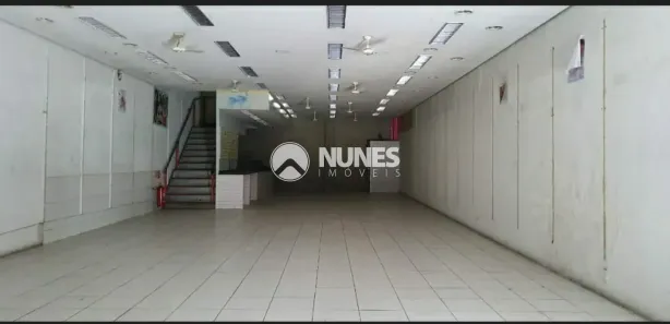 Sala Comercial à venda, 606m² no Centro, Carapicuíba