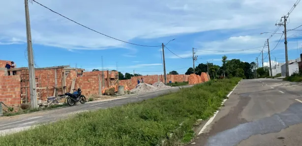 Lote/Terreno à venda, 200m² no Centro, Iranduba