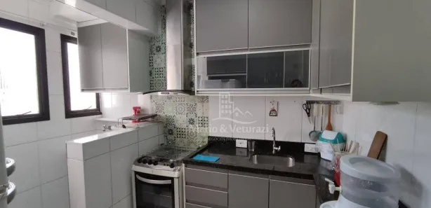 Apartamento com 2 Quartos à venda, 60m² no Jardim Las Palmas, Guarujá