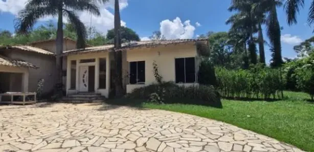 Fazenda/Sítio com 3 Quartos à venda, 673m² no Chácara dos Junqueiras, Carapicuíba