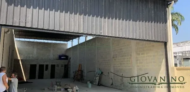 Galpão/Depósito/Armazém para alugar, 168m² no Realengo, Rio de Janeiro