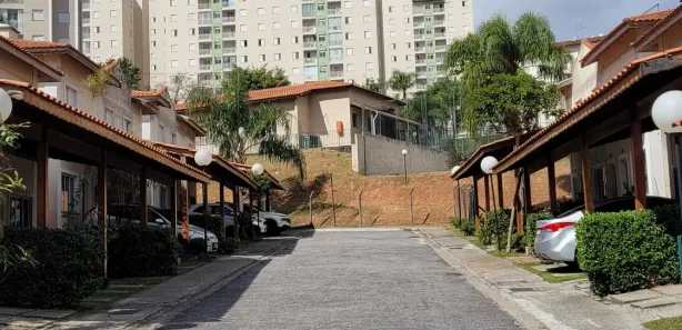 Casa de Condomínio com 2 Quartos à venda, 75m² no Jardim São Miguel, Ferraz de Vasconcelos