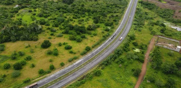 Lote/Terreno à venda, 4356m² no Parque Hildete Rocha, Simões Filho