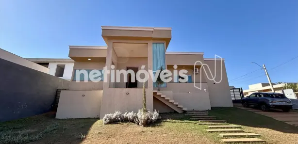 Casa com 3 Quartos para venda ou aluguel, 380m² no Setor Habitacional Jardim Botânico, Brasília