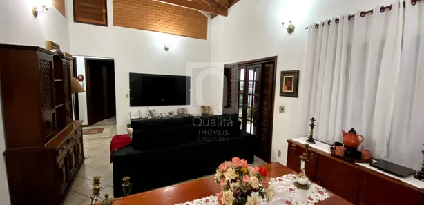 Casa de Condomínio com 3 Quartos para alugar, 210m² no Vila das Orquideas, Iperó