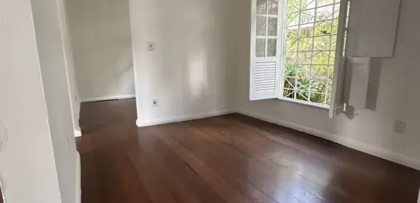 Sala Comercial com 8 Quartos para alugar, 180m² no Santa Efigênia, Belo Horizonte