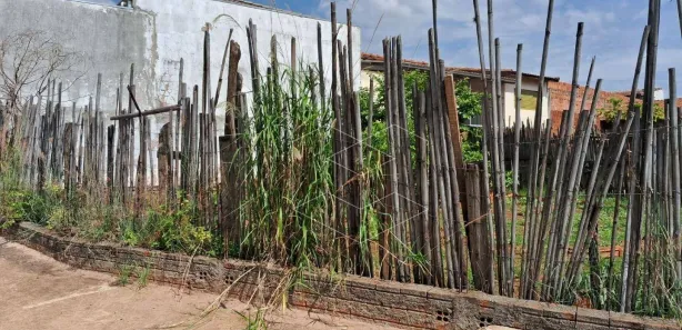 Lote/Terreno à venda, 256m² no Dois Córregos, Dois Córregos