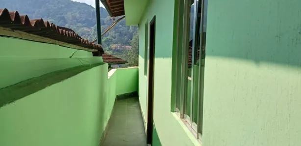 Casa com 1 Quarto para alugar, 10m² no Quarteirão Ingelheim, Petrópolis