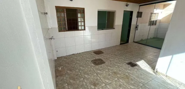Casa com 1 Quarto à venda, 250m² no Santa Maria, Brasília