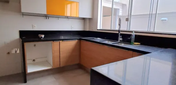 Casa com 5 Quartos para venda ou aluguel, 320m² no Botafogo, Rio de Janeiro