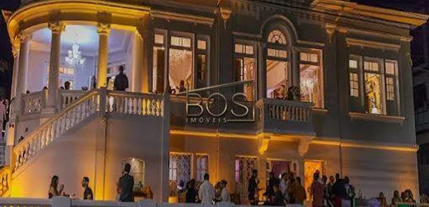 Casa com 5 Quartos para alugar, 800m² no Funcionários, Belo Horizonte