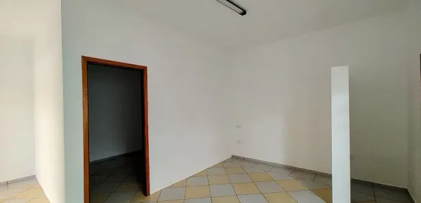 Sala Comercial para alugar, 26m² no Jardim das Tulipas, Holambra